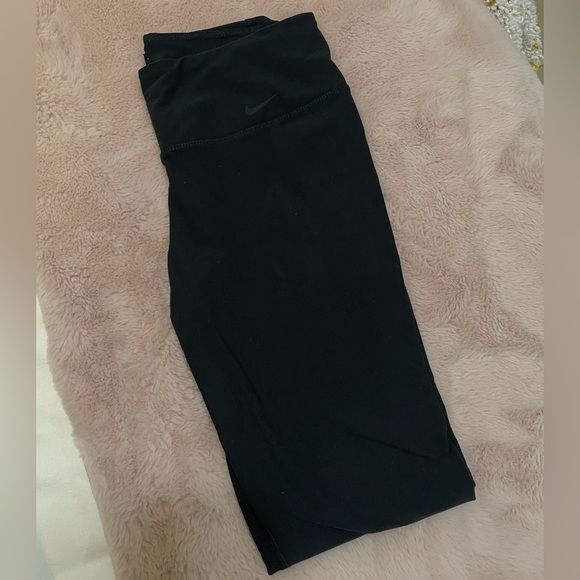 Nike dri fit leggings - Picture 2 of 4